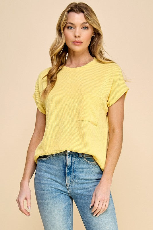 Solid ribbed top with pockets